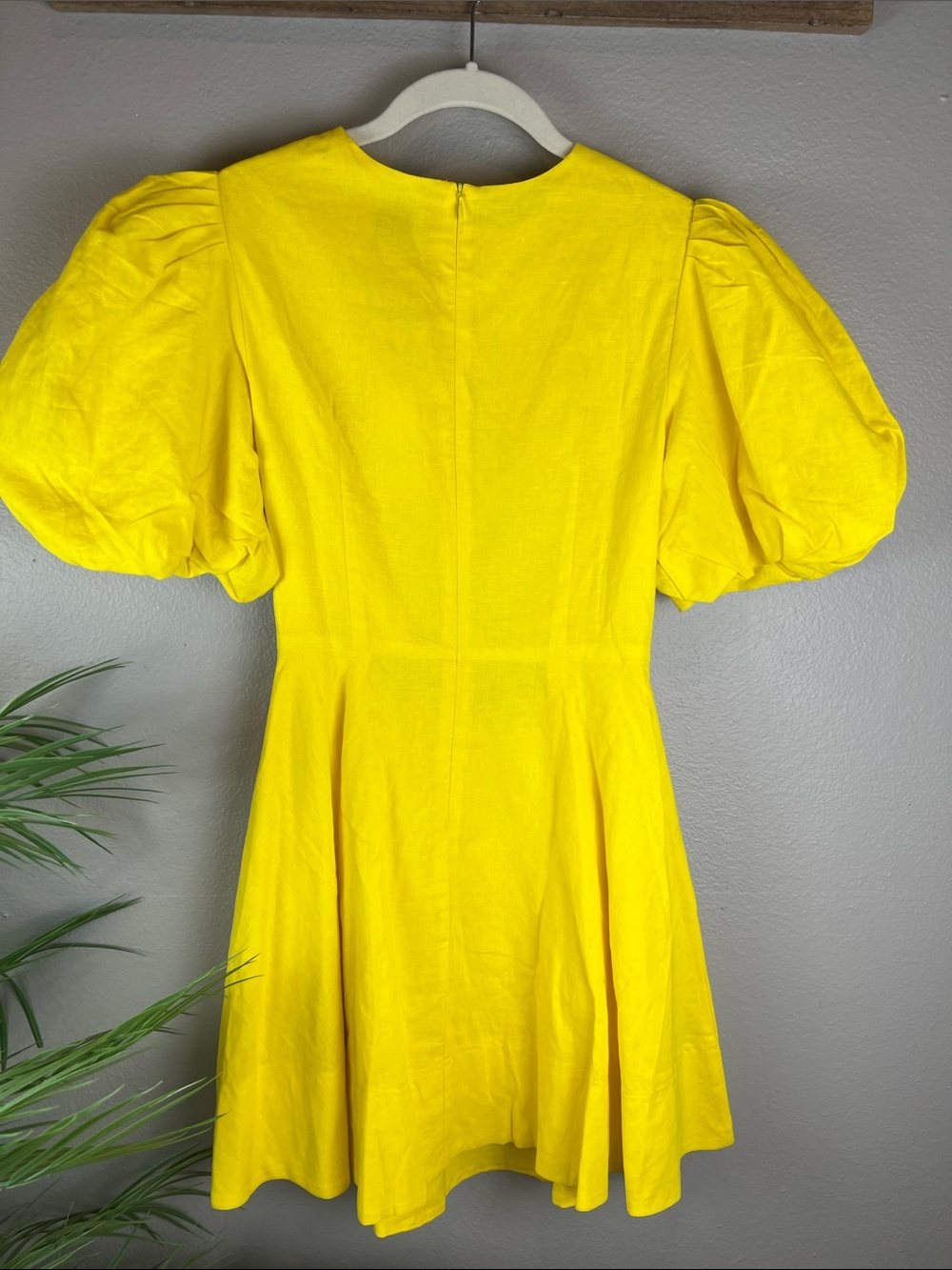 NWT By NICOLA Canary Yellow Dress Dahlia Ring 8 - Picture 2 of 10
